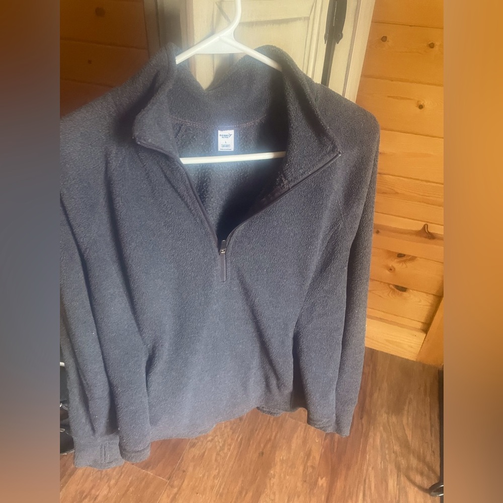 Women’s fleece shirt
